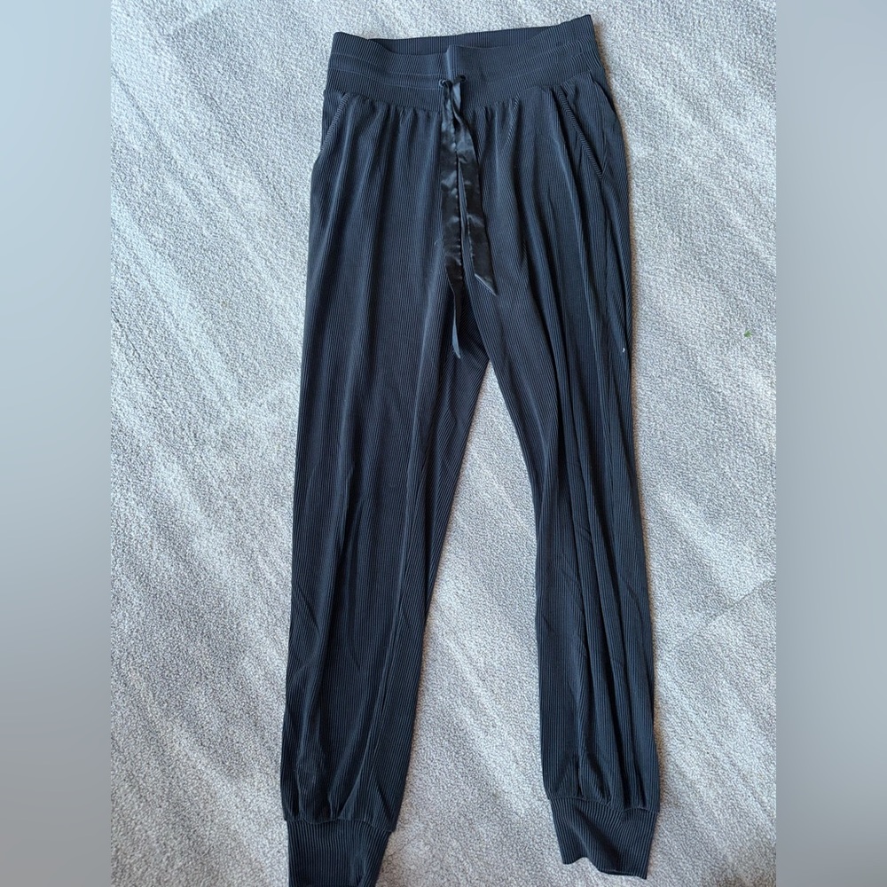 Victoria’s Secret Joggers with silky tie